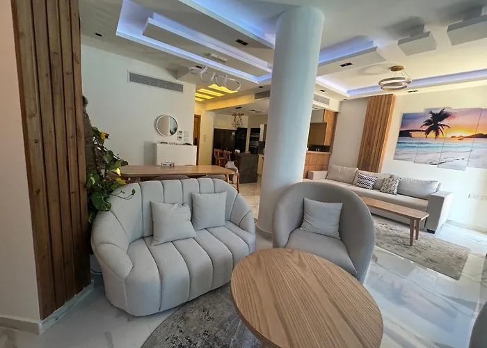 Apartmanhotel Luxury Smart Home- Duplex 4*